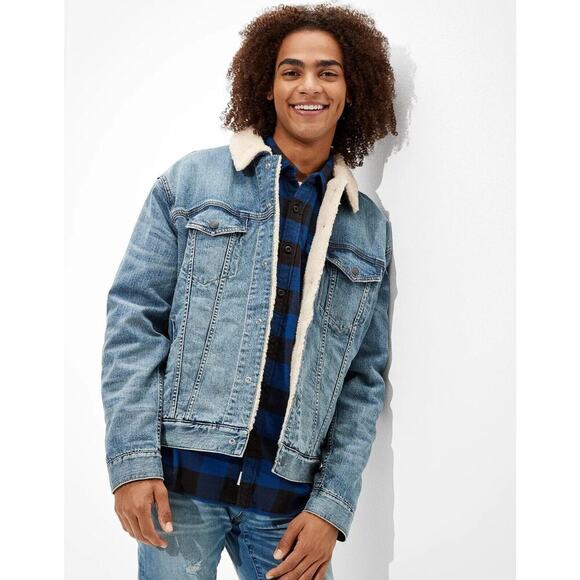 🆕 Men’s American Eagle AE Sherpa Lined Denim Jacket Size Large - Picture 1 of 7